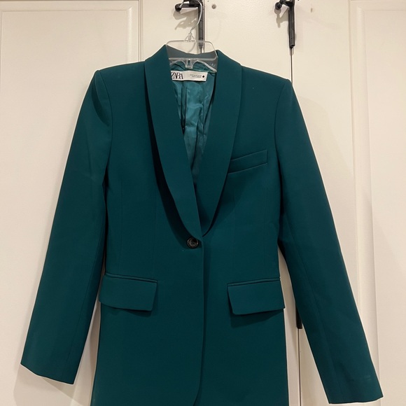 Forest Green Blazer and Pants Set - Picture 2 of 5